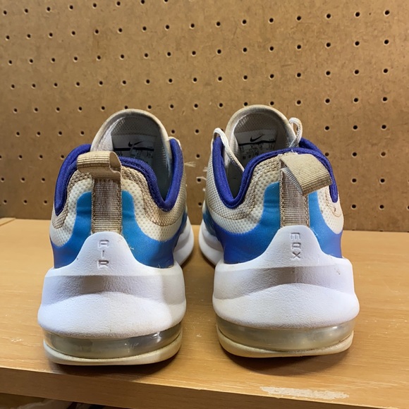 Nike Air Max Axis Sneakers Size 8.5 Women’s - Picture 4 of 12